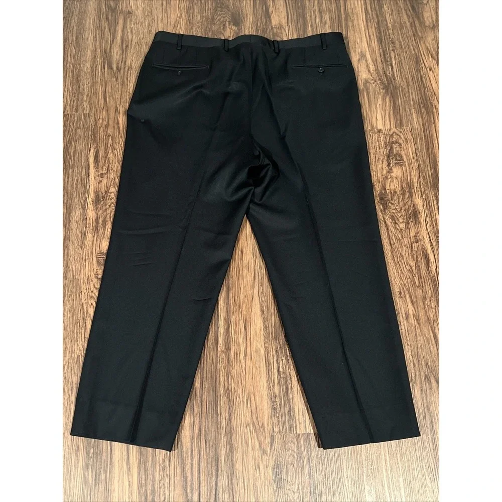 CANALI ITALY mens dress pants Predated Front 100% Wool  Size 54R